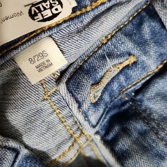 Universal Thread-[29] Women's  High-Rise Slim Straight Jeans - Picture 5 of 6